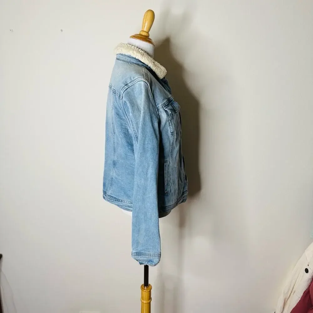 Universal Thread Denim Jacket with Sherpa Lining Partial